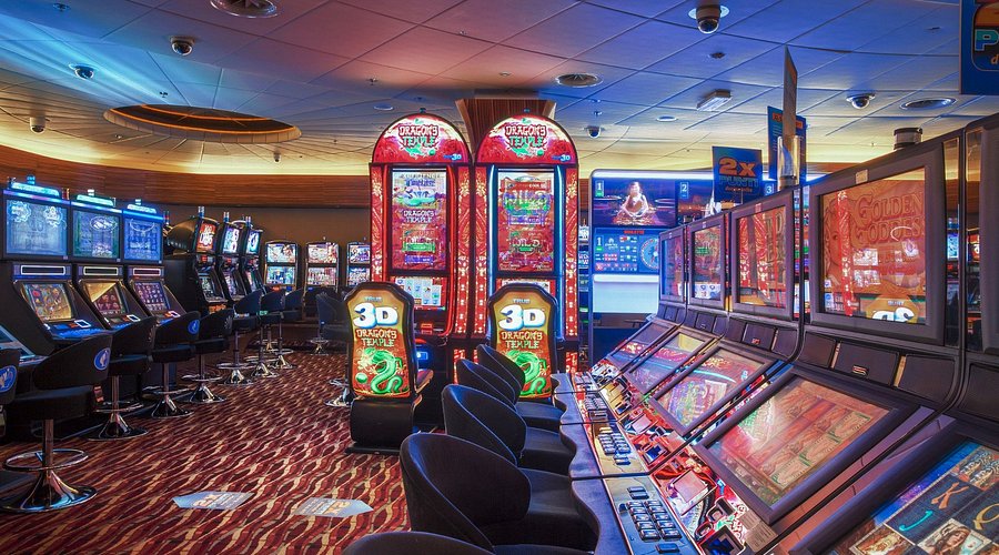 Roulette table in action at Perla